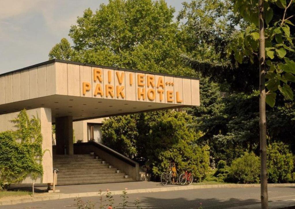 Riviera Park Hotel Balatonfoldvar Exterior photo